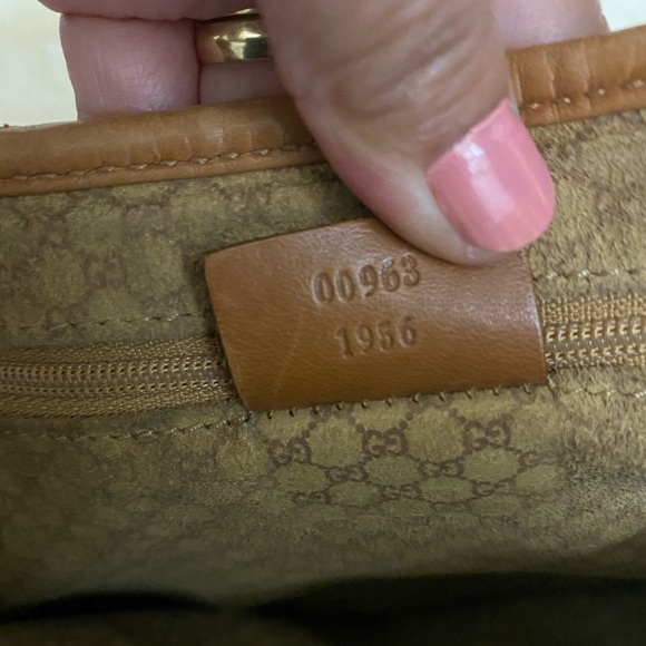 Sold out ✅Vintage Gucci Jackie shoulder bag -authentic -read before buying. - Picture 7 of 17